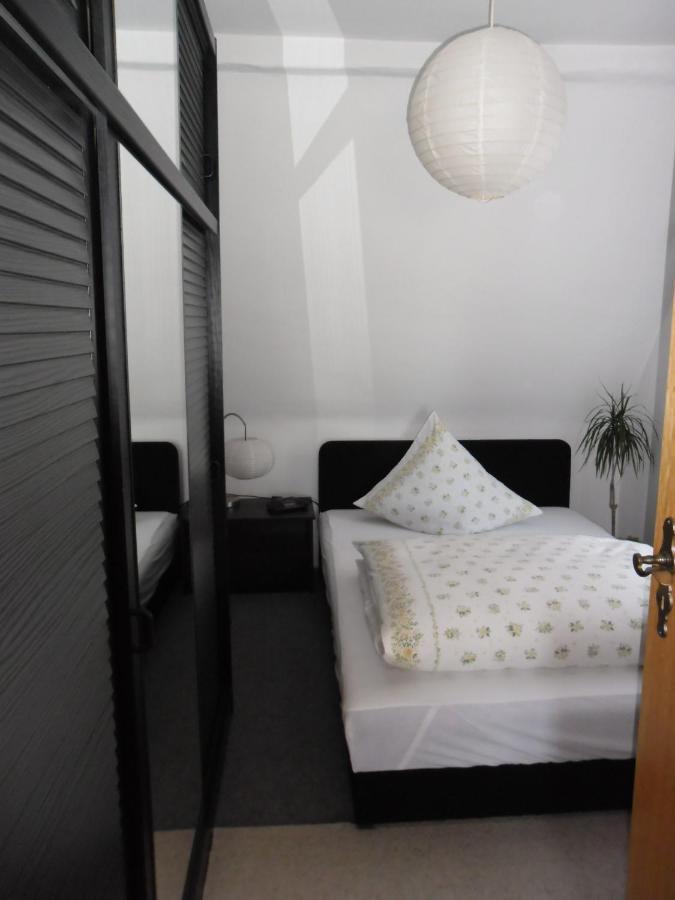 Karin'S Behagliche Ferienwohnung Benshausen Zewnętrze zdjęcie